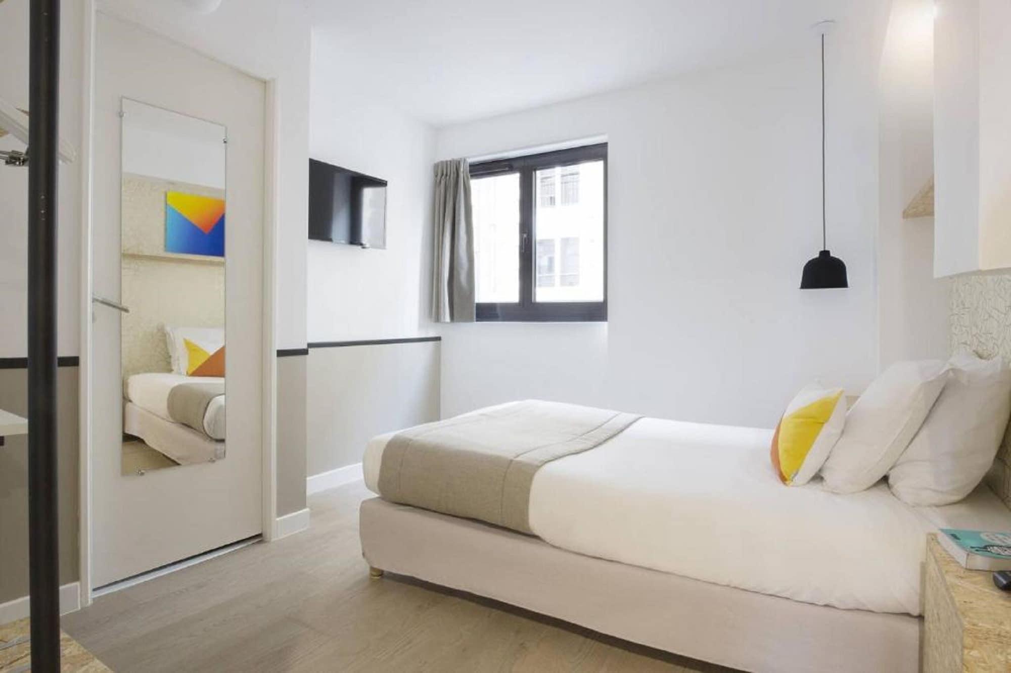 Hotel Izzy Issy-les-Moulineaux Eksteriør bilde